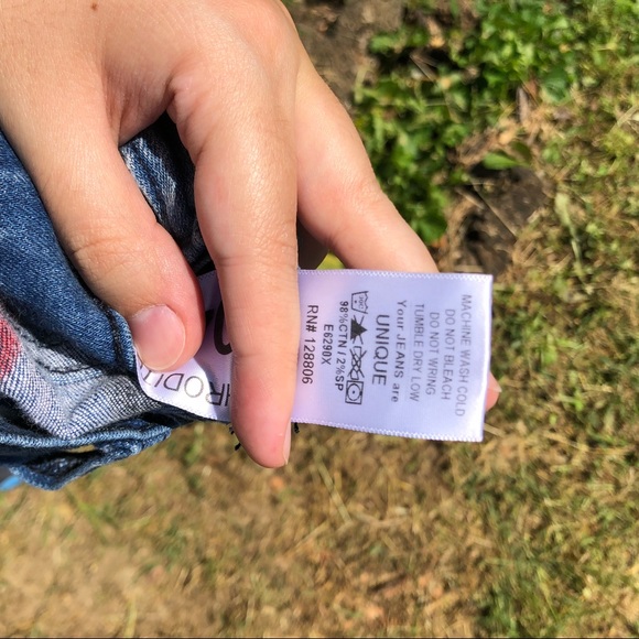 Vintage Punk Distressed Skinny Jean - Picture 5 of 5